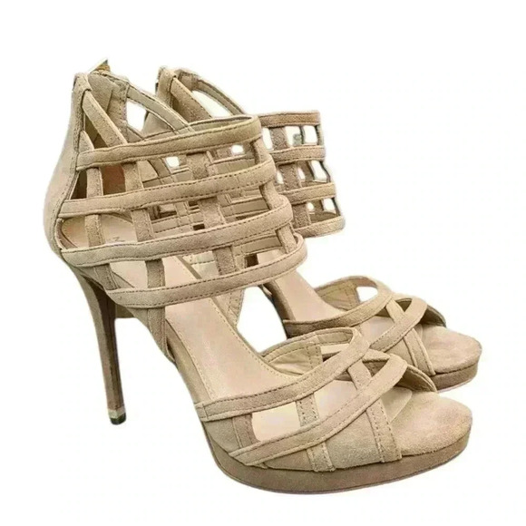 MICHAEL MICHAEL KORS TRINITY PLATFORM
SUEDE HEELS - Picture 2 of 11